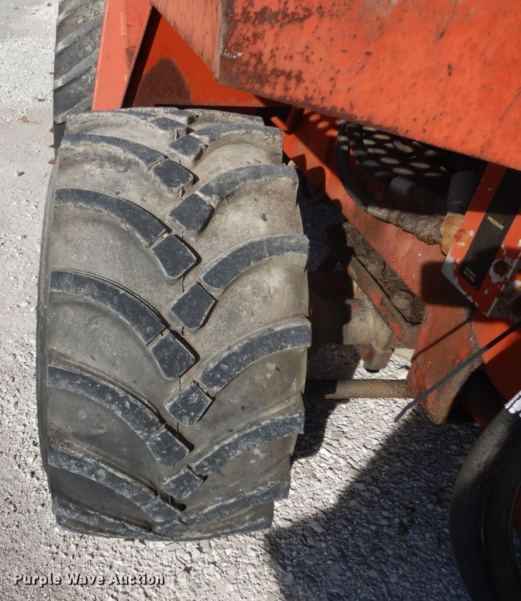 image for item DI1033 1988 Ditch Witch 5010  trencher