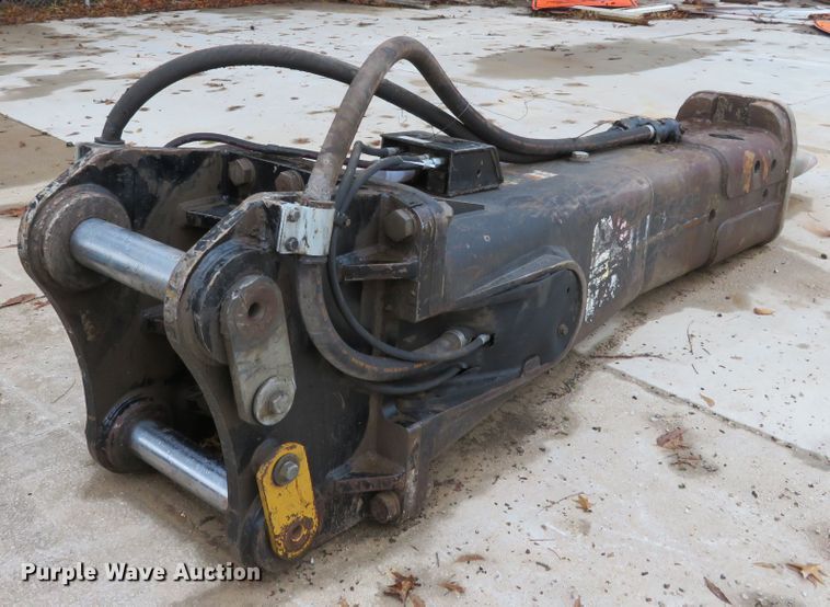 image for item DI3790 Caterpillar H160DS hammer