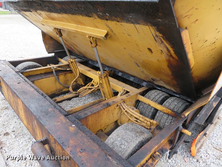 image for item DI3841 Mauldin 550E  paver