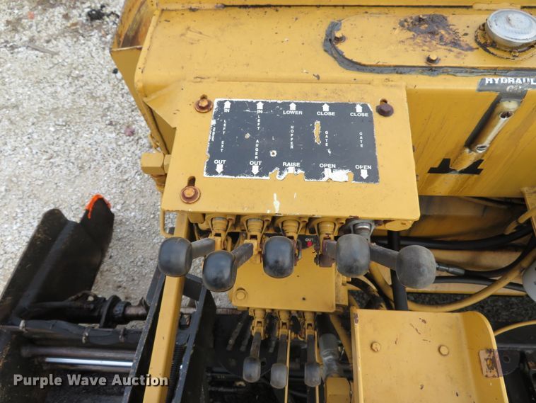 image for item DI3841 Mauldin 550E  paver