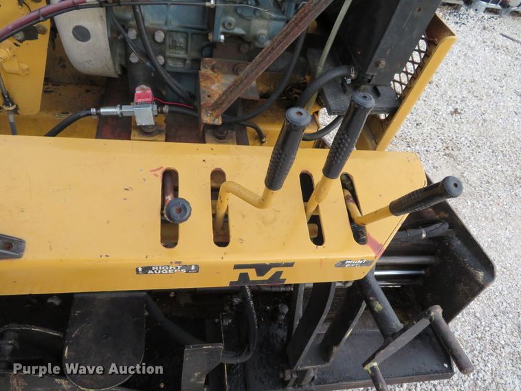 image for item DI3841 Mauldin 550E  paver