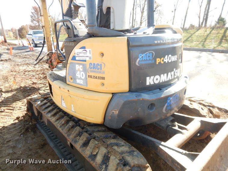 image for item DI8000 2005 Komatsu PC40MR-2  mini excavator