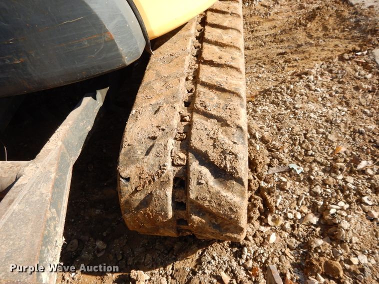 image for item DI8000 2005 Komatsu PC40MR-2  mini excavator