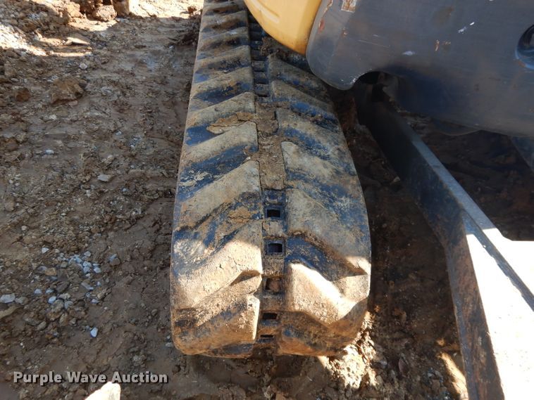 image for item DI8000 2005 Komatsu PC40MR-2  mini excavator