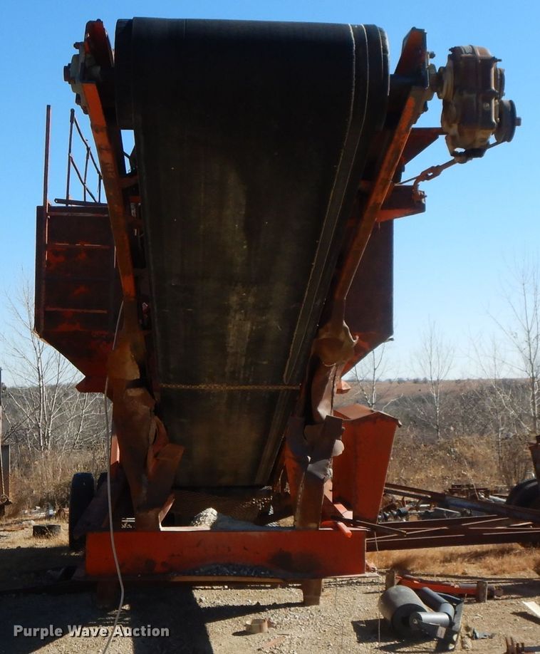 image for item DI8058 Carter material bin