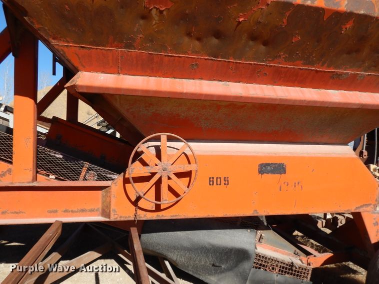 image for item DI8058 Carter material bin