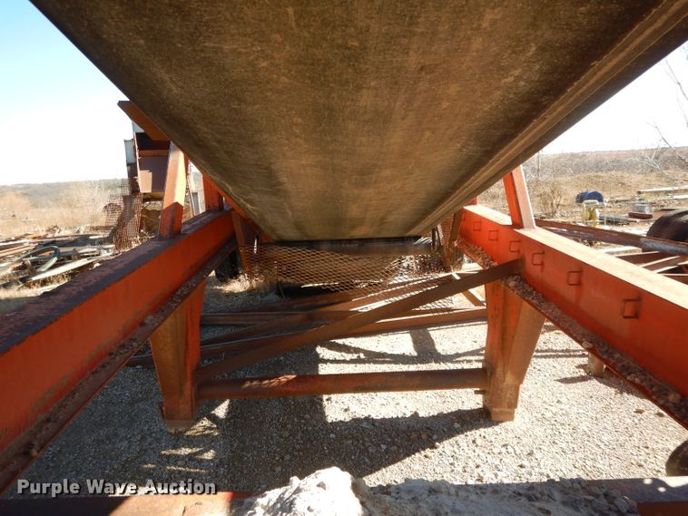 image for item DI8058 Carter material bin