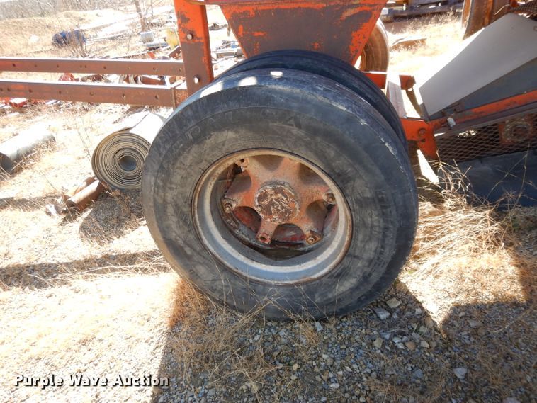 image for item DI8058 Carter material bin