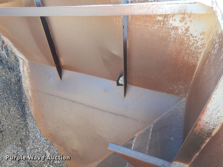 image for item DI8061 Carter material bin