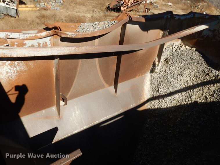 image for item DI8061 Carter material bin