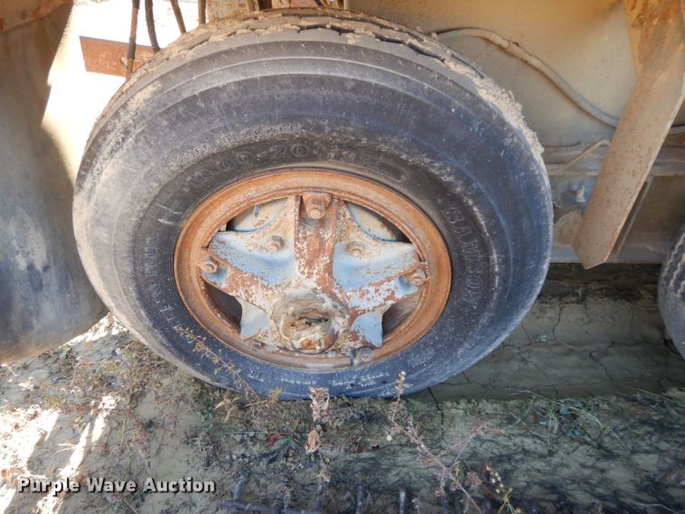 image for item DI8061 Carter material bin