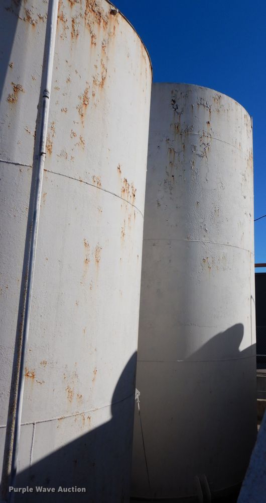 image for item DI8362 15,000 gallon used oil tank