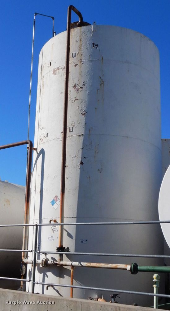 image for item DI8362 15,000 gallon used oil tank