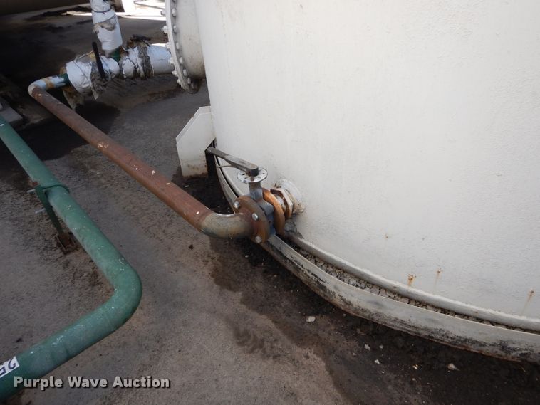 image for item DI8362 15,000 gallon used oil tank