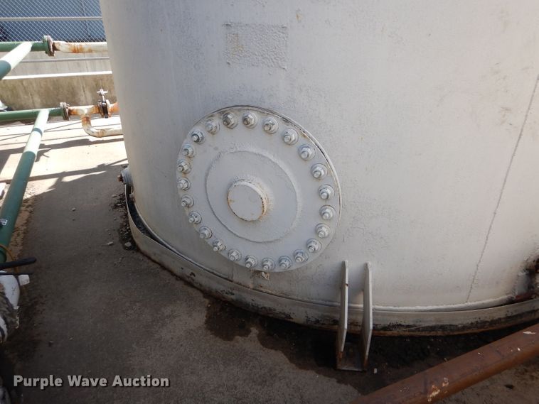 image for item DI8362 15,000 gallon used oil tank
