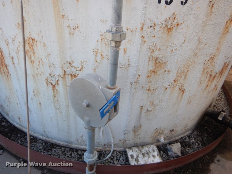 image for item DI8364 6,000 gallon used oil tank
