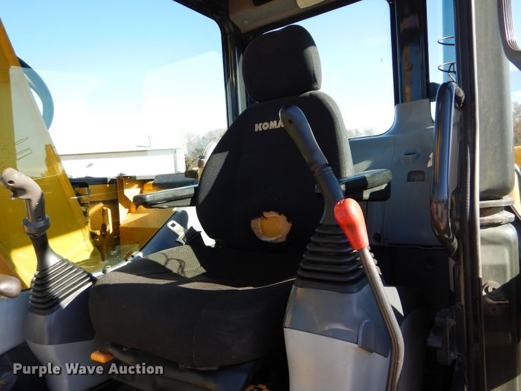 image for item DI8368 2006 Komatsu PC138USLC-2EO  excavator