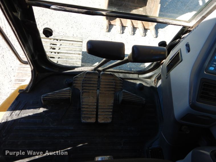 image for item DI8368 2006 Komatsu PC138USLC-2EO  excavator