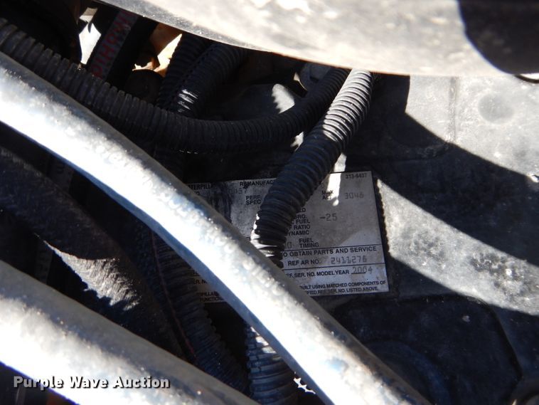 image for item DI8370 2004 Kenworth T300  service truck with crane