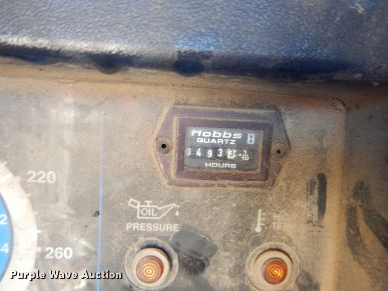 image for item DI8370 2004 Kenworth T300  service truck with crane