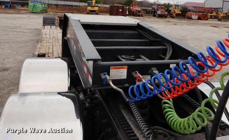 image for item DI8377 2013 Etnyre PRTN55TD3 lowboy equipment trailer