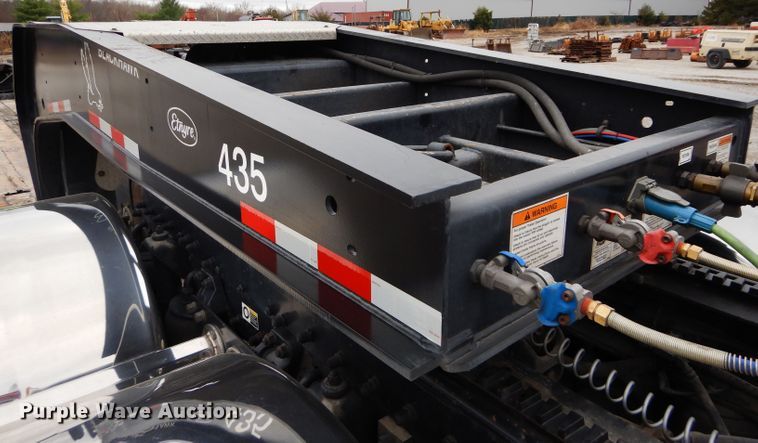 image for item DI8377 2013 Etnyre PRTN55TD3 lowboy equipment trailer