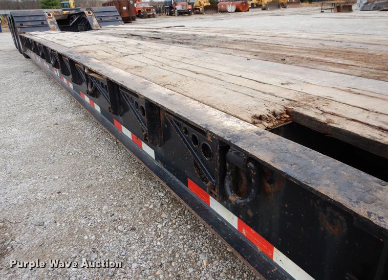 image for item DI8377 2013 Etnyre PRTN55TD3 lowboy equipment trailer