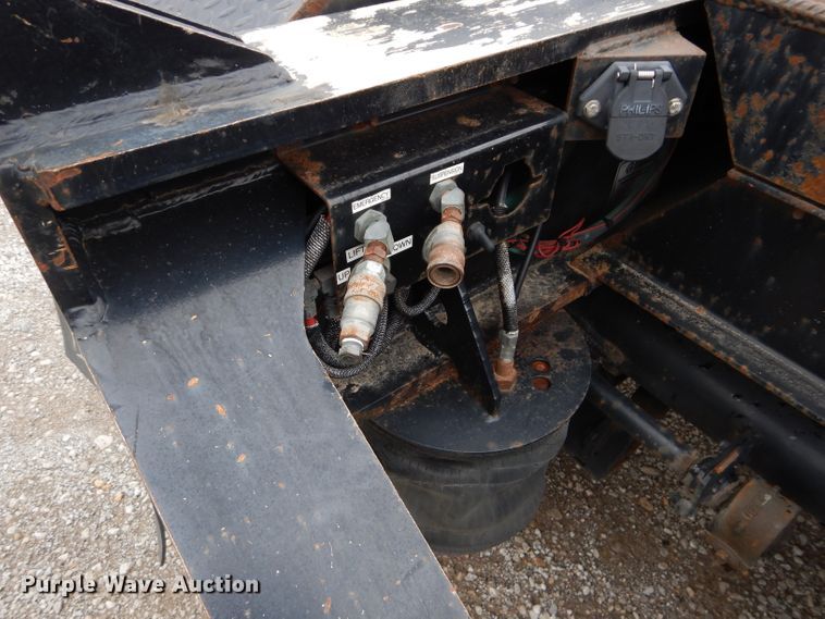 image for item DI8377 2013 Etnyre PRTN55TD3 lowboy equipment trailer