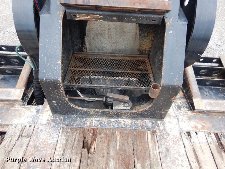 image for item DI8377 2013 Etnyre PRTN55TD3 lowboy equipment trailer