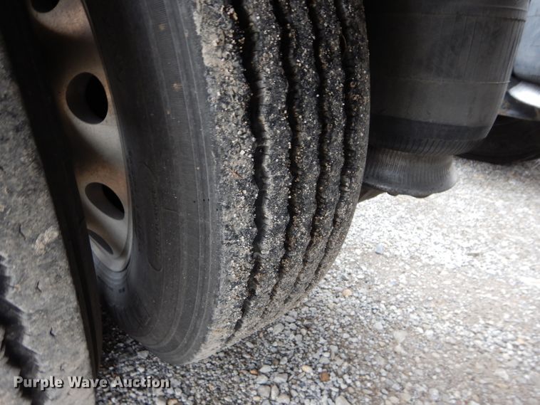 image for item DI8377 2013 Etnyre PRTN55TD3 lowboy equipment trailer