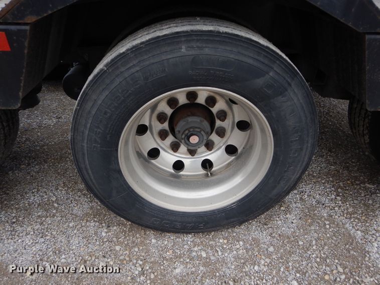 image for item DI8377 2013 Etnyre PRTN55TD3 lowboy equipment trailer