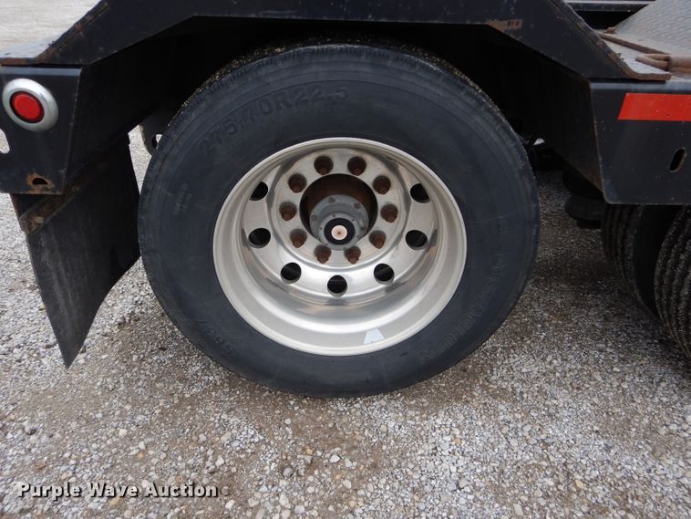 image for item DI8377 2013 Etnyre PRTN55TD3 lowboy equipment trailer