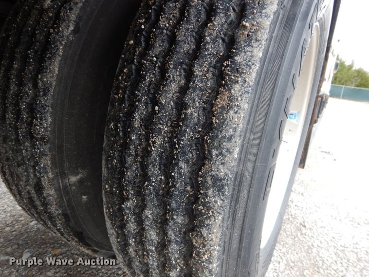 image for item DI8377 2013 Etnyre PRTN55TD3 lowboy equipment trailer