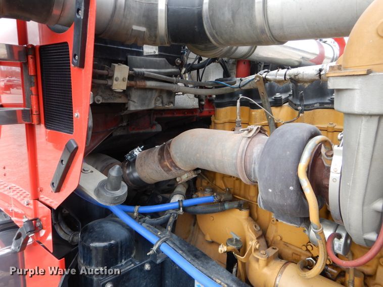 image for item DI8378 2003 Kenworth W900  semi truck