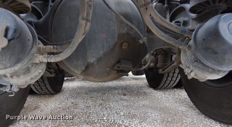 image for item DI8378 2003 Kenworth W900  semi truck