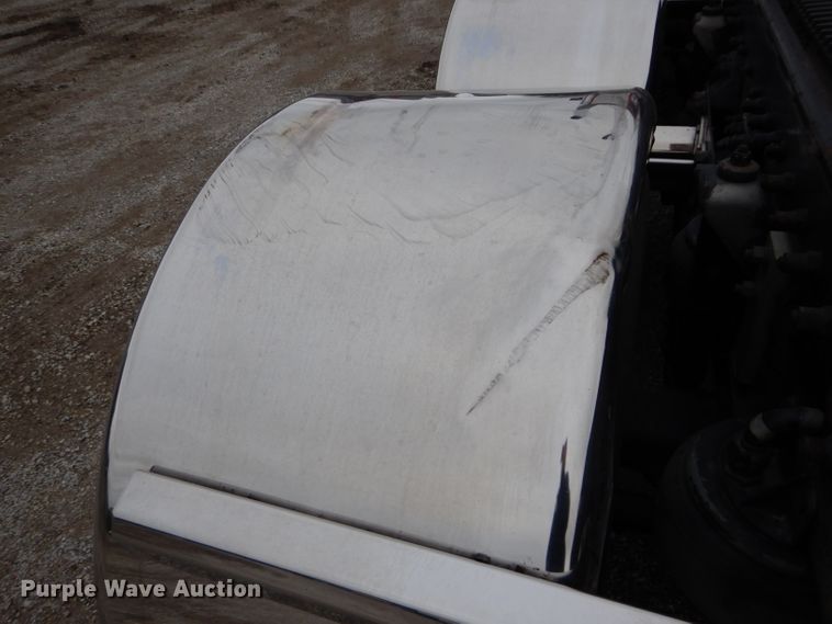 image for item DI8378 2003 Kenworth W900  semi truck