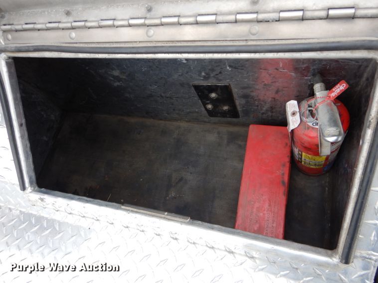 image for item DI8378 2003 Kenworth W900  semi truck