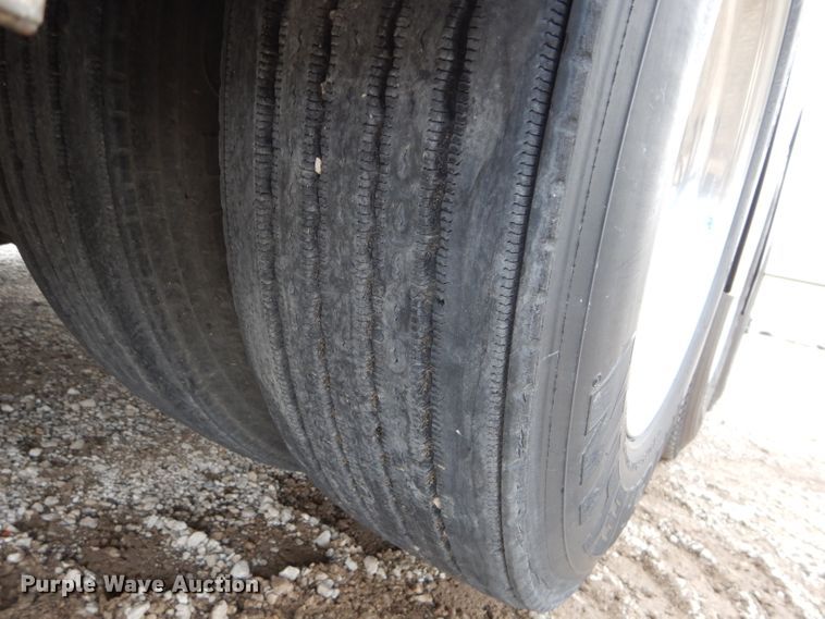 image for item DI8378 2003 Kenworth W900  semi truck