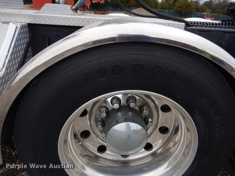 image for item DI8378 2003 Kenworth W900  semi truck