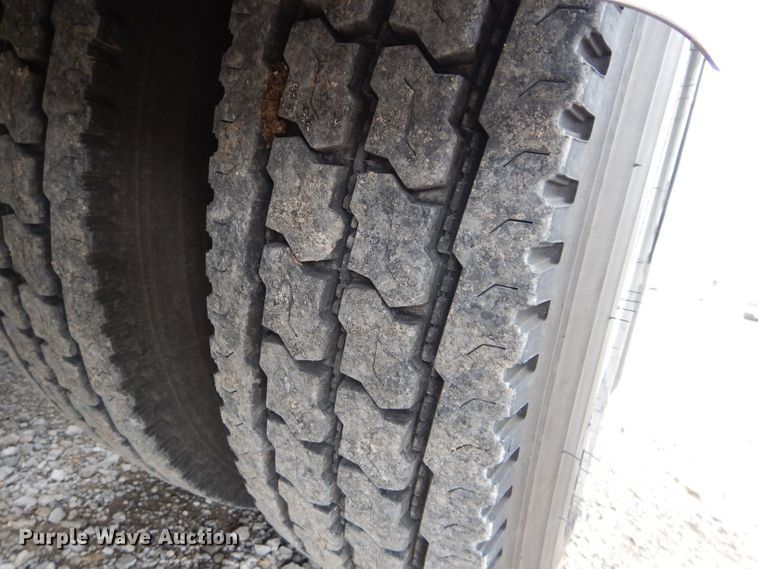 image for item DI8378 2003 Kenworth W900  semi truck