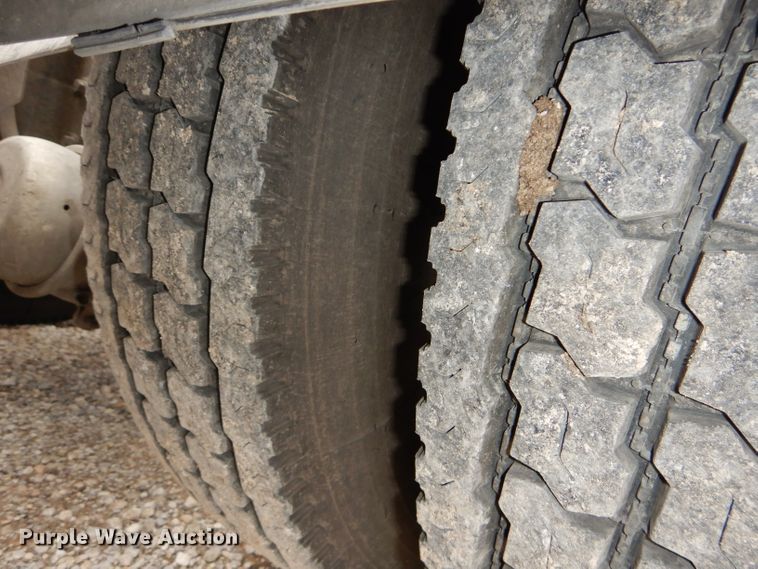 image for item DI8378 2003 Kenworth W900  semi truck