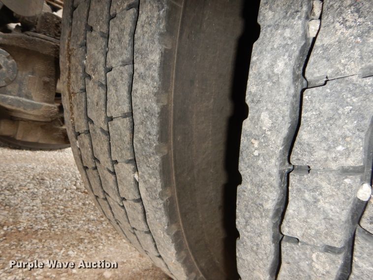 image for item DI8378 2003 Kenworth W900  semi truck