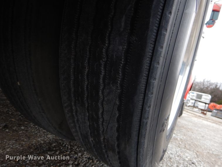 image for item DI8378 2003 Kenworth W900  semi truck