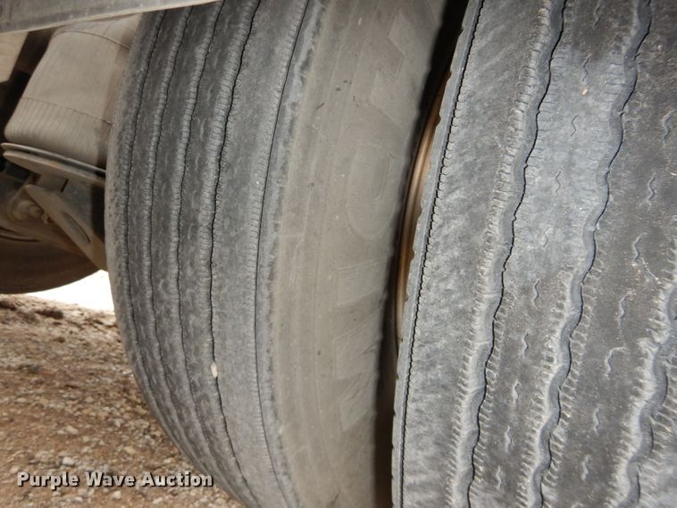 image for item DI8378 2003 Kenworth W900  semi truck