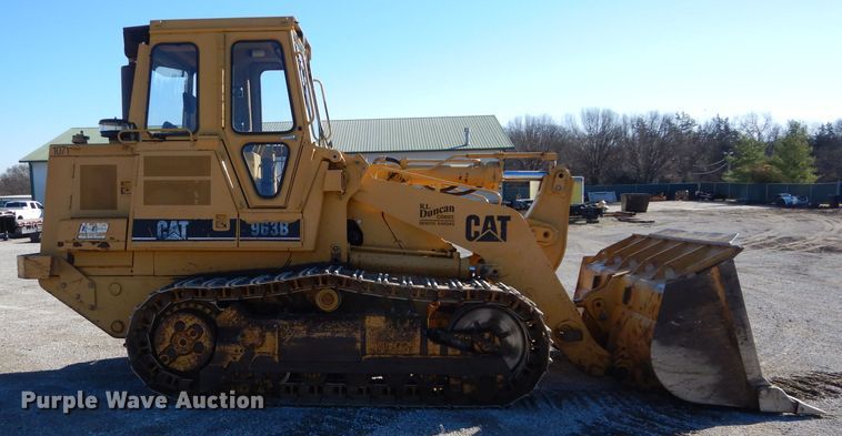 image for item DI8379 1999 Caterpillar 963B  track loader
