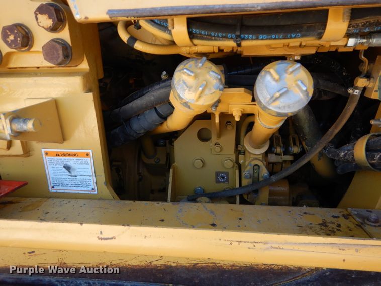 image for item DI8379 1999 Caterpillar 963B  track loader