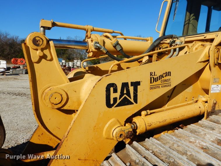 image for item DI8379 1999 Caterpillar 963B  track loader