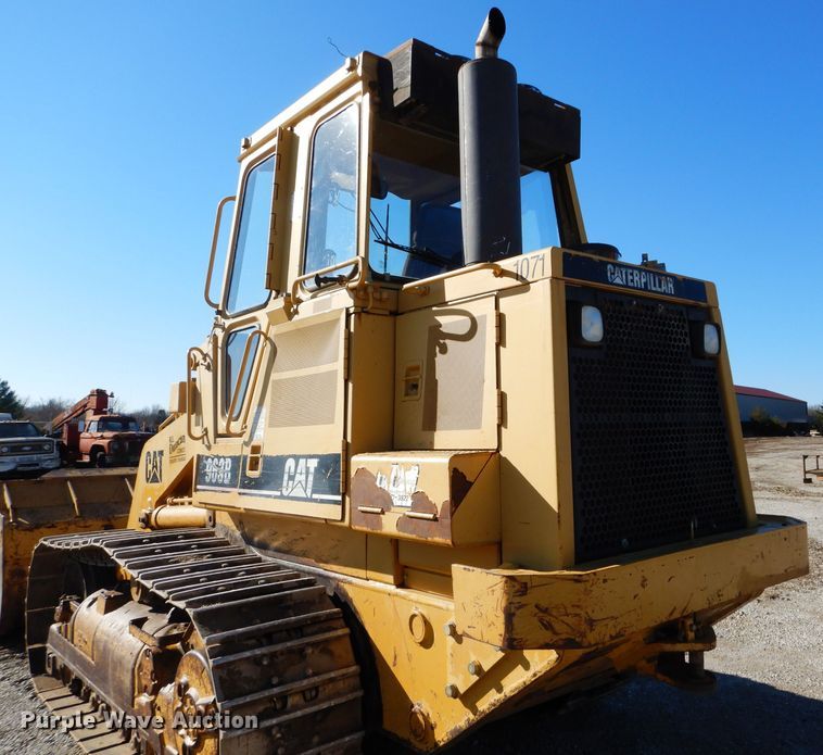 image for item DI8379 1999 Caterpillar 963B  track loader