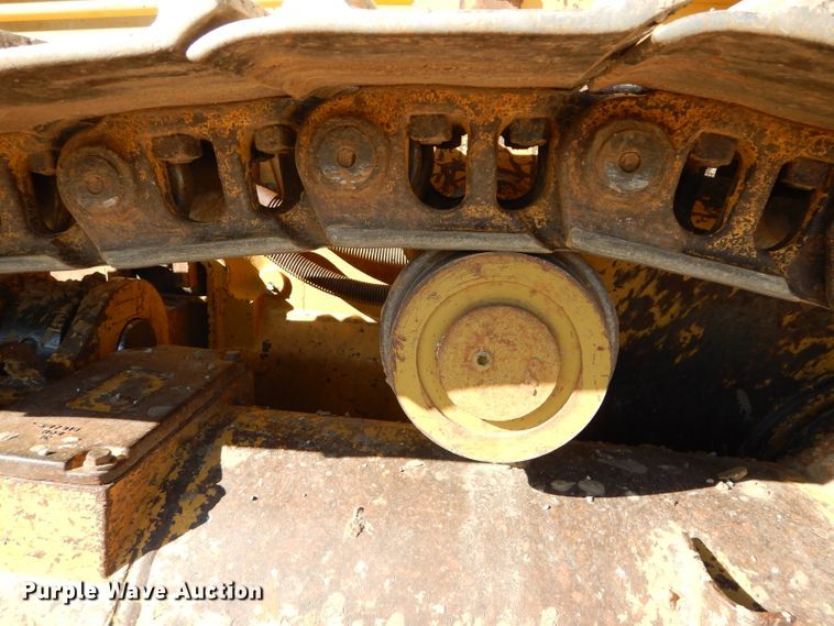 image for item DI8379 1999 Caterpillar 963B  track loader
