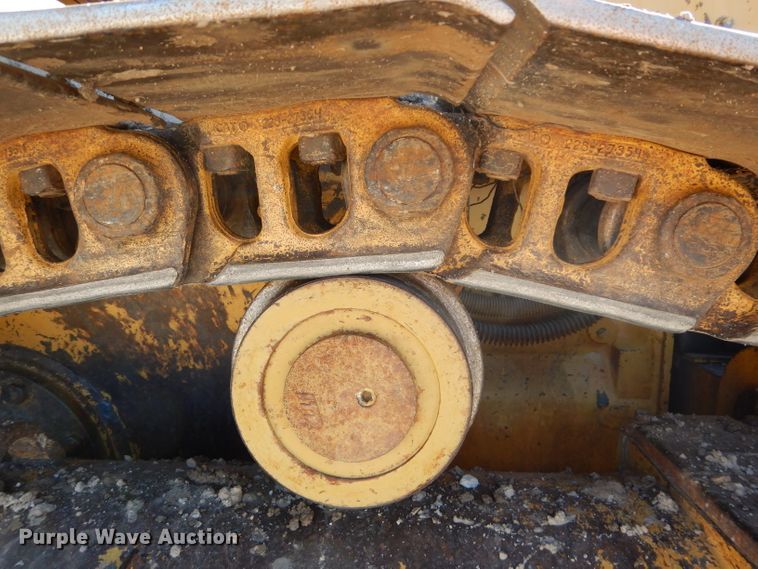 image for item DI8379 1999 Caterpillar 963B  track loader